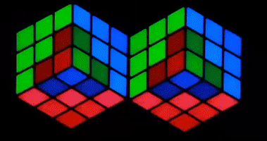 2 retro 3D kubussen met gekleurde lichteffecten