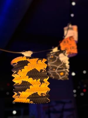 Prikkabel met Lampenkapjes voor Halloween