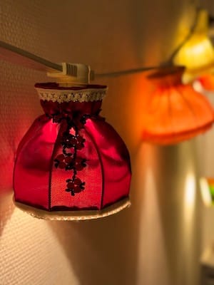 Kleine Vintage Lampenkapjes als toffe deco